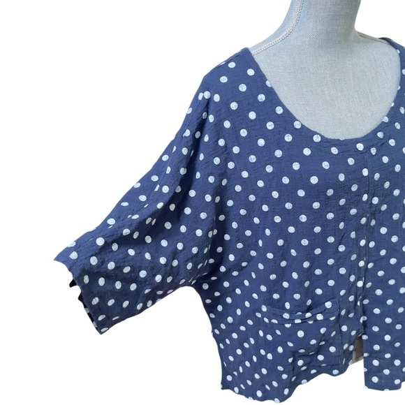 Flora Ashley blue and white polkadot oversized top size extra small - Picture 4 of 11